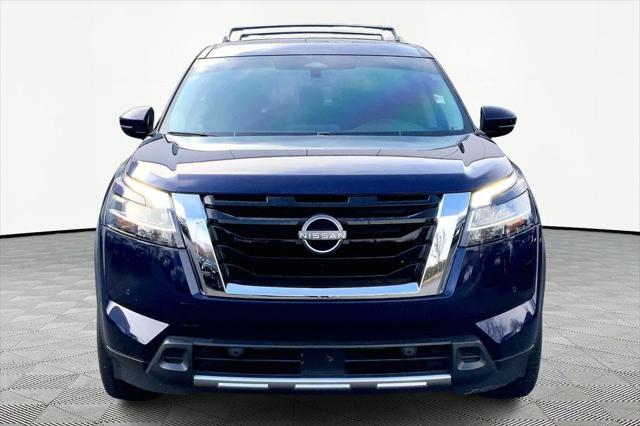 2023 Nissan Pathfinder SL 4WD