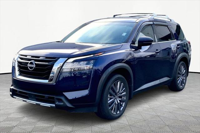 2023 Nissan Pathfinder SL 4WD