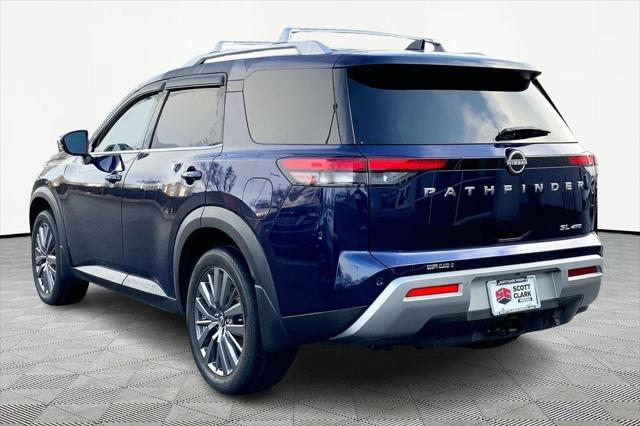 2023 Nissan Pathfinder SL 4WD