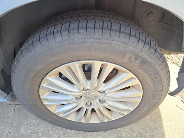 2013 Chrysler Town and Country Touring-L