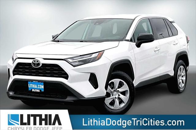 2023 Toyota RAV4 LE