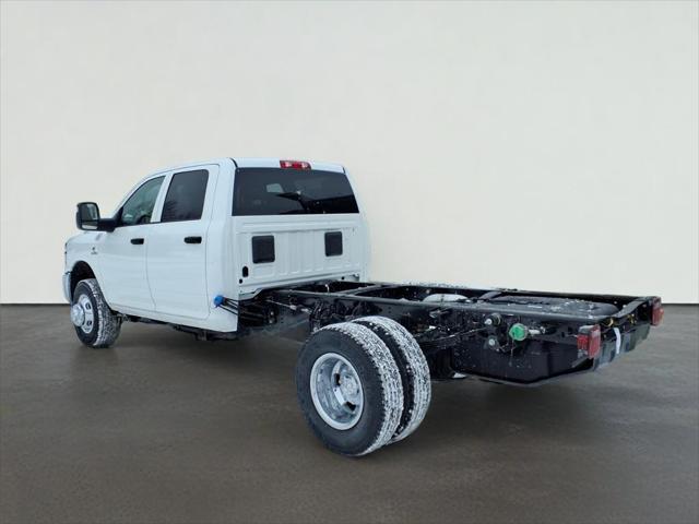 2026 RAM Ram 3500 Chassis Cab RAM 3500 TRADESMAN CREW CAB CHASSIS 4X4 60 CA