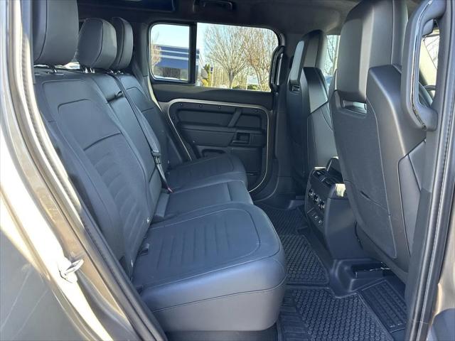 2025 Land Rover Defender P635 OCTA