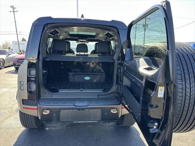 2025 Land Rover Defender P635 OCTA