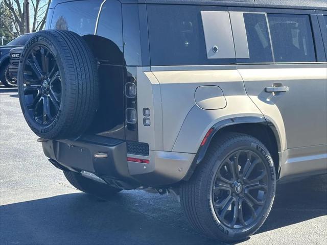 2025 Land Rover Defender P635 OCTA