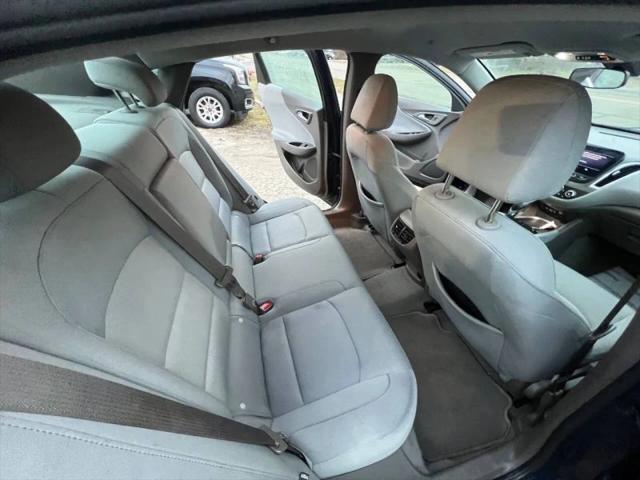 2021 Chevrolet Malibu FWD LT