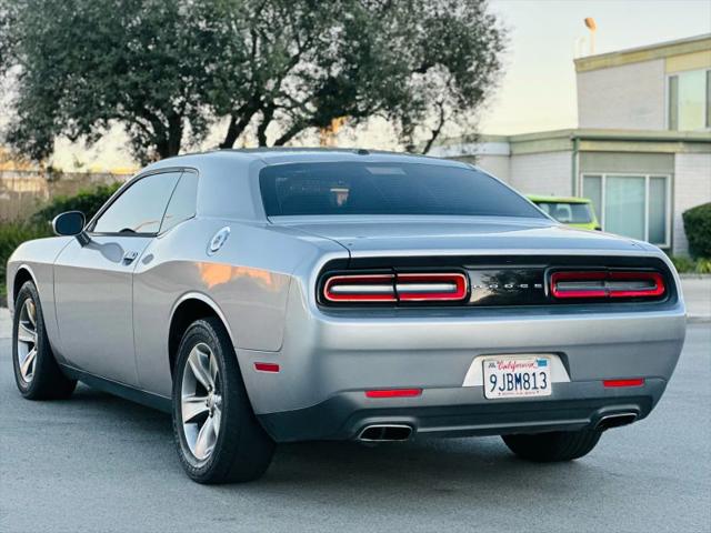 2015 Dodge Challenger SXT