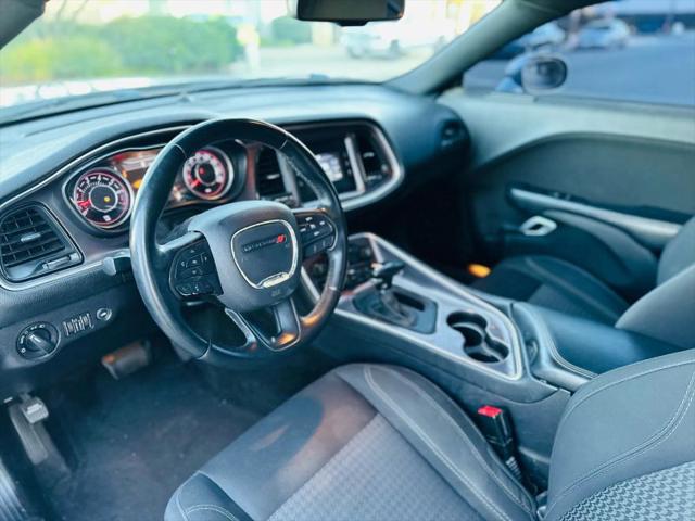 2015 Dodge Challenger SXT