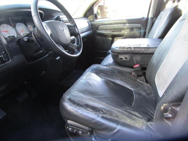 2005 Dodge Ram 3500 SLT/Laramie