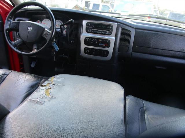 2005 Dodge Ram 3500 SLT/Laramie