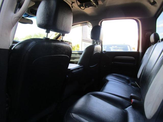 2005 Dodge Ram 3500 SLT/Laramie