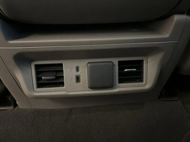 2025 GMC Sierra 1500 4WD Crew Cab Short Box SLT