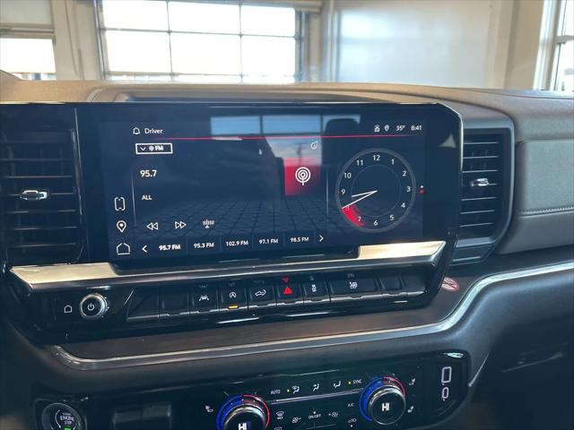 2025 GMC Sierra 1500 4WD Crew Cab Short Box SLT