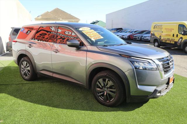 2022 Nissan Pathfinder S 2WD