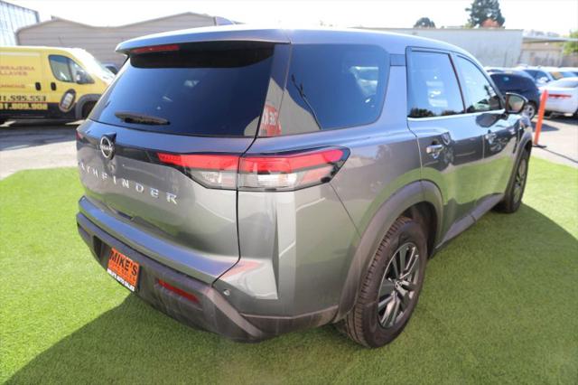 2022 Nissan Pathfinder S 2WD