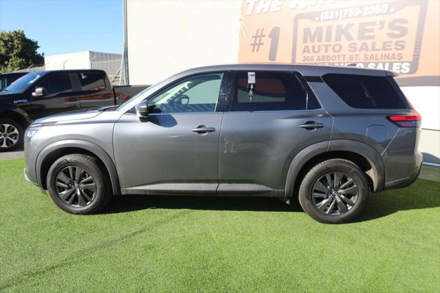 2022 Nissan Pathfinder S 2WD