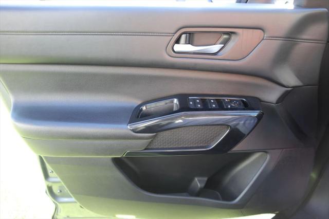 2022 Nissan Pathfinder S 2WD
