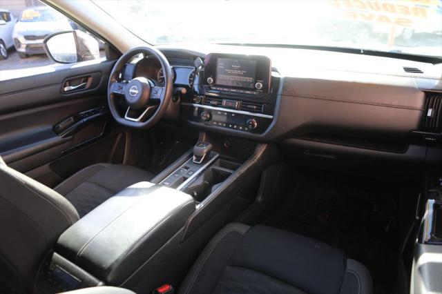 2022 Nissan Pathfinder S 2WD
