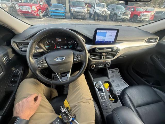 2020 Ford Escape SEL