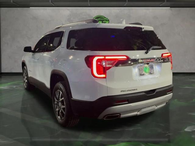 2023 GMC Acadia FWD SLT
