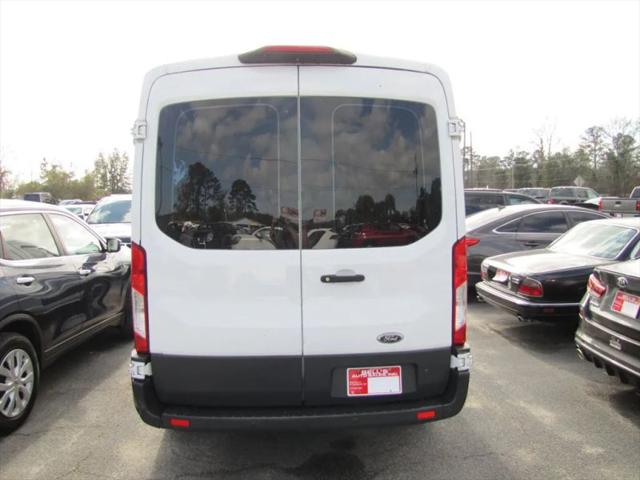 2018 Ford Transit Medium Roof w/Sliding Side Door w/RWB