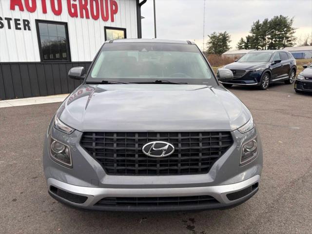 2022 Hyundai Venue SE