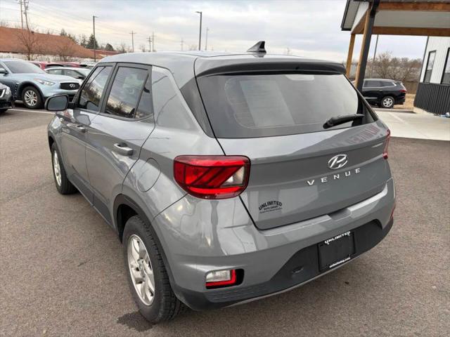 2022 Hyundai Venue SE