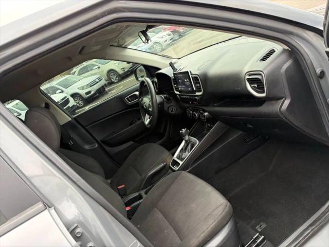 2022 Hyundai Venue SE