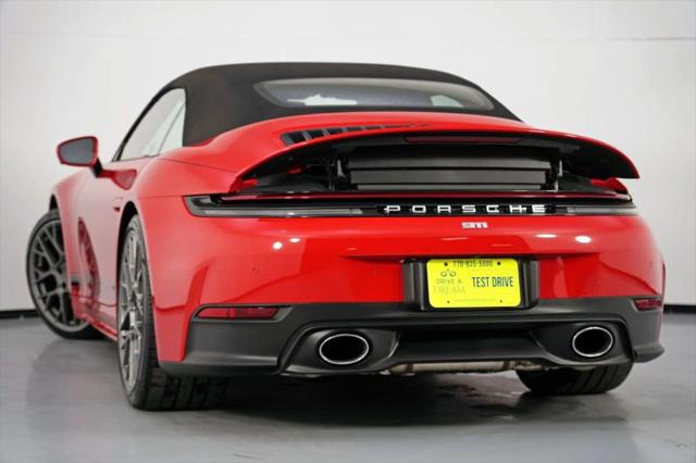 2025 Porsche 911 Carrera Cabriolet