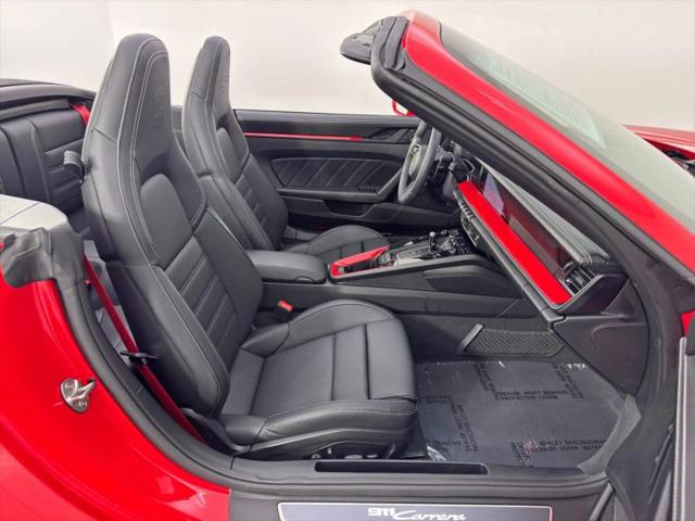 2025 Porsche 911 Carrera Cabriolet