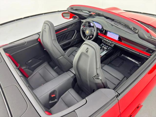2025 Porsche 911 Carrera Cabriolet