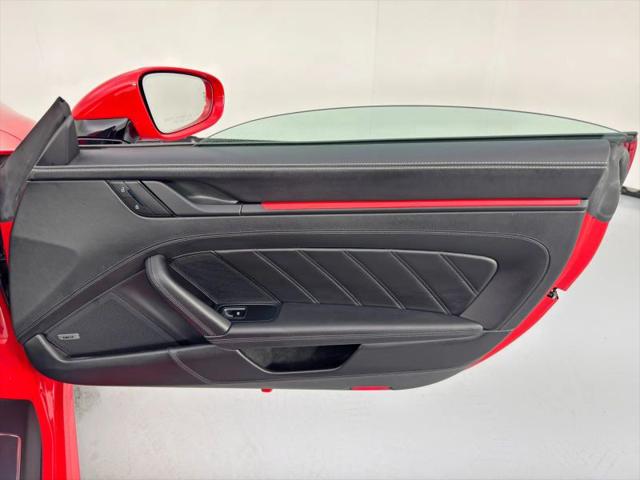 2025 Porsche 911 Carrera Cabriolet