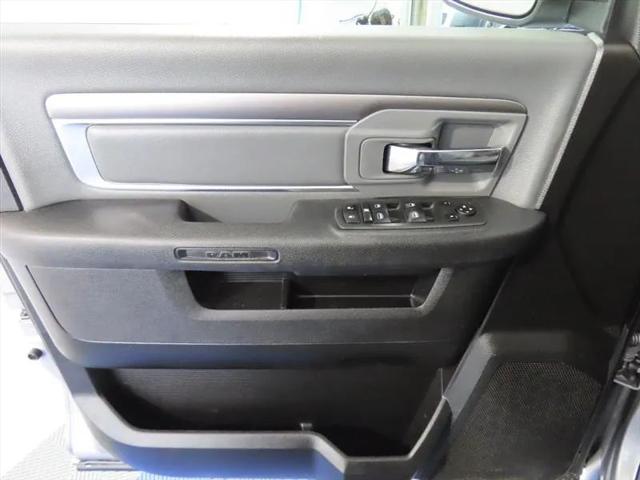 2021 Ram 1500 SLT Crew Cab 4x4 5'7" Box