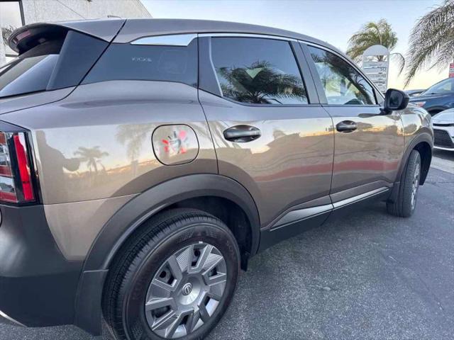2025 Nissan Kicks S FWD