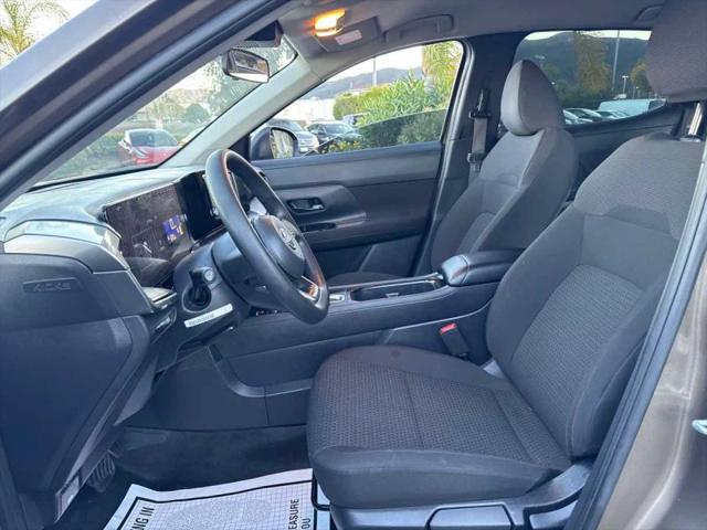 2025 Nissan Kicks S FWD