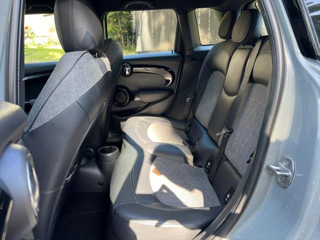 2016 MINI Hardtop Cooper