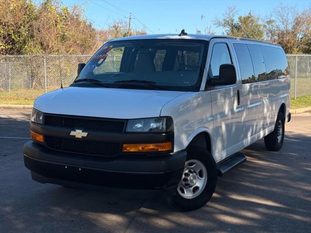 2023 Chevrolet Express Passenger RWD 3500 Extended Wheelbase LS