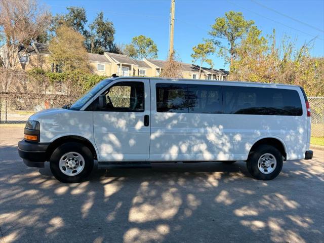2023 Chevrolet Express Passenger RWD 3500 Extended Wheelbase LS