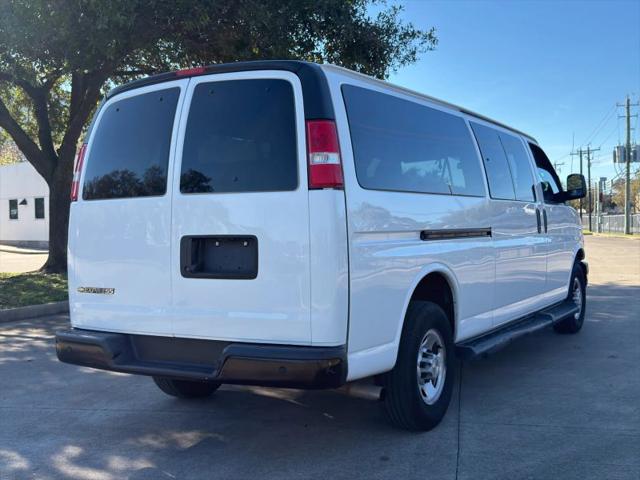 2023 Chevrolet Express Passenger RWD 3500 Extended Wheelbase LS