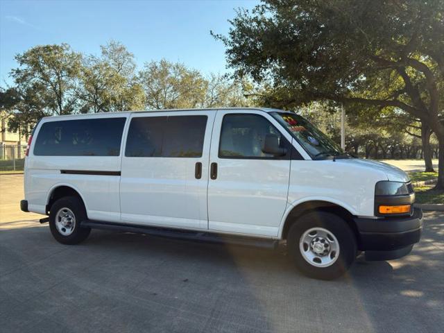 2023 Chevrolet Express Passenger RWD 3500 Extended Wheelbase LS