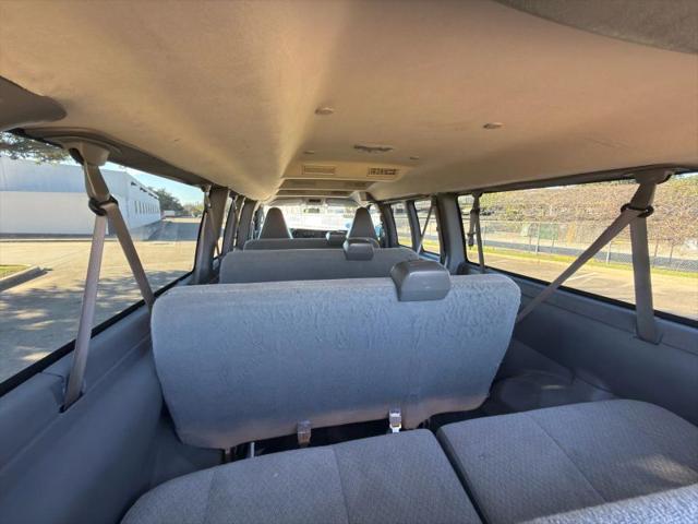 2023 Chevrolet Express Passenger RWD 3500 Extended Wheelbase LS