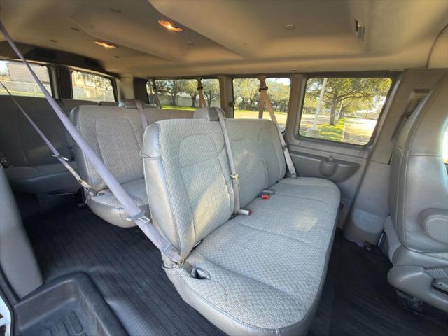 2023 Chevrolet Express Passenger RWD 3500 Extended Wheelbase LS