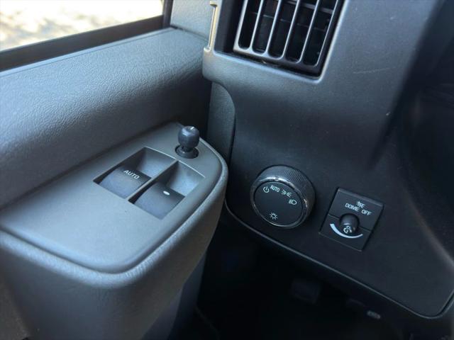 2023 Chevrolet Express Passenger RWD 3500 Extended Wheelbase LS
