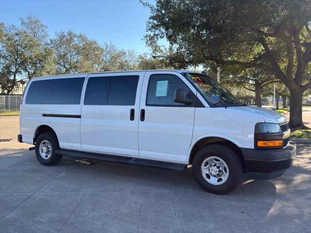 2023 Chevrolet Express Passenger RWD 3500 Extended Wheelbase LS