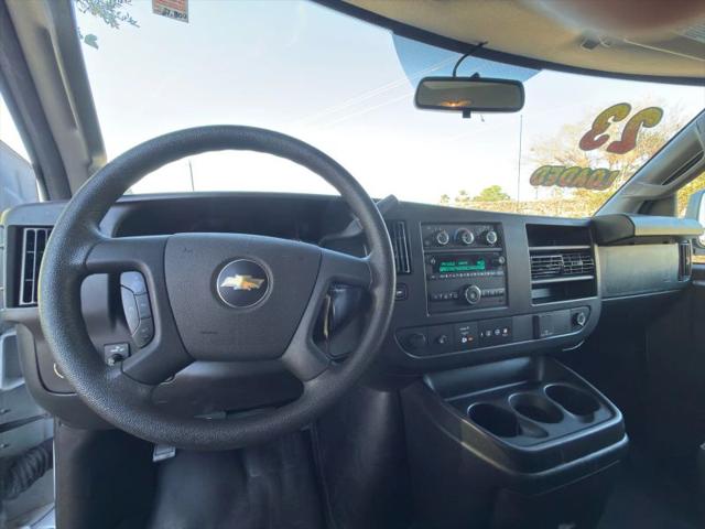 2023 Chevrolet Express Passenger RWD 3500 Extended Wheelbase LS