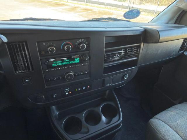 2023 Chevrolet Express Passenger RWD 3500 Extended Wheelbase LS
