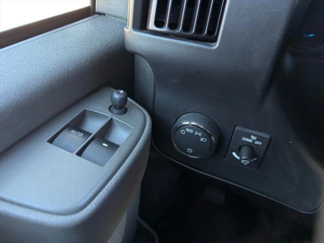 2023 Chevrolet Express Passenger RWD 3500 Extended Wheelbase LS