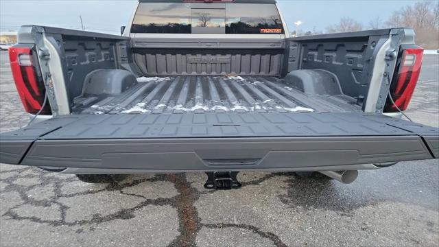 2026 GMC Sierra 2500HD Crew Cab, Standard Bed, Denali, 4WD