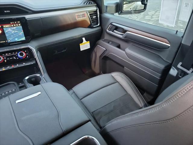 2026 GMC Sierra 2500HD Crew Cab, Standard Bed, Denali, 4WD