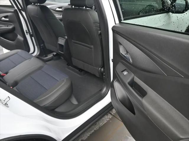 2026 Buick NV Preferred FWD